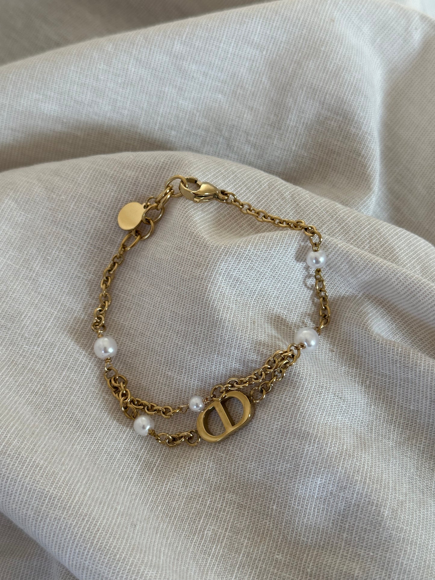 Zeitlos Elegantes Perlenarmband