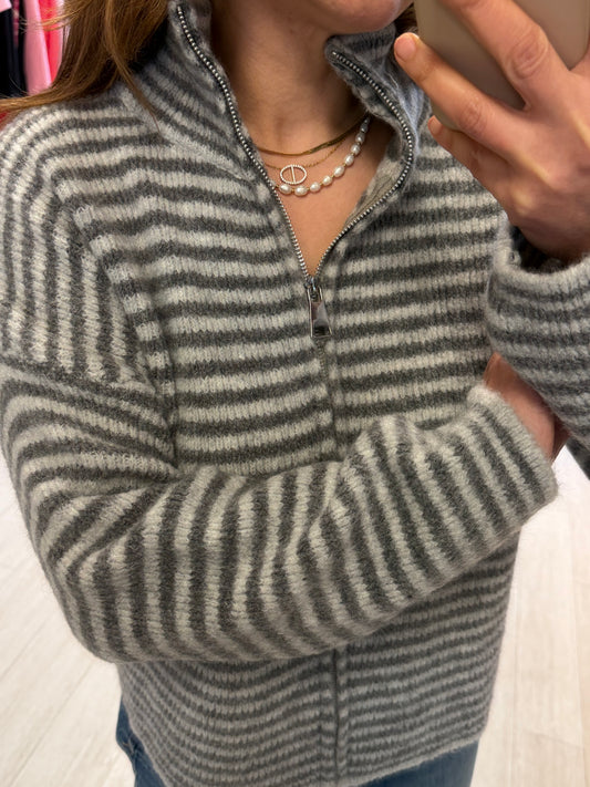 Gestreifte Strickjacke Hannah