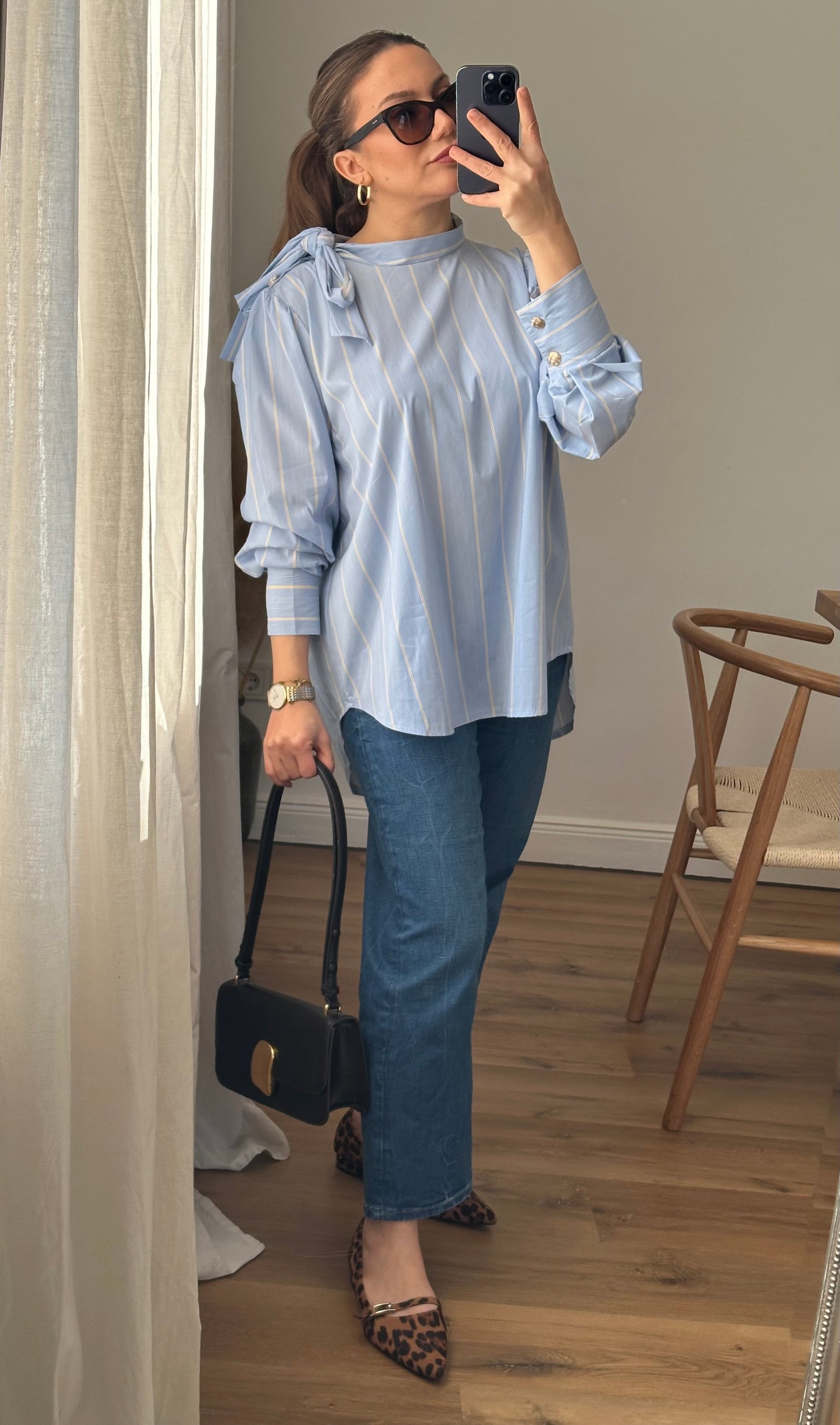 Elegante Gestreifte Bluse mit Schleifendetail