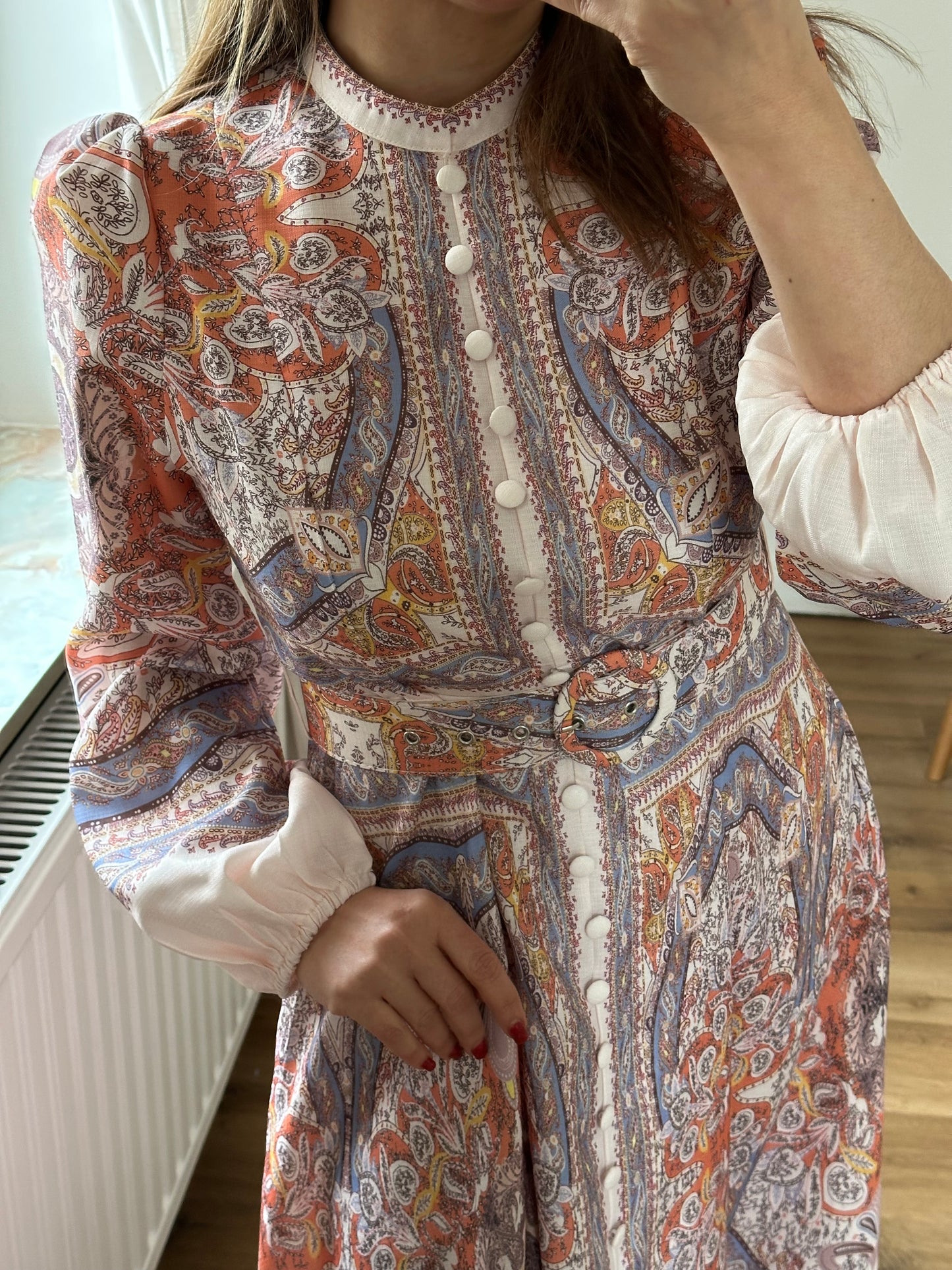 Viskosekleid mit Knöpfen & Gürtel – Stilvoll & Bequem