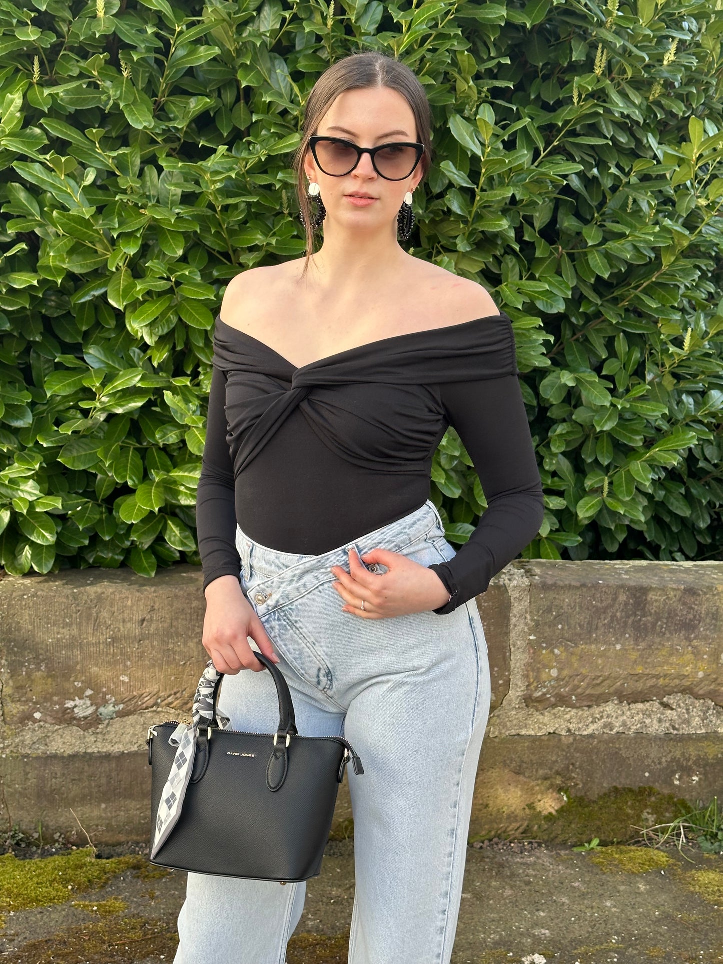 Schulterfreier Body – Elegant & Sportlich