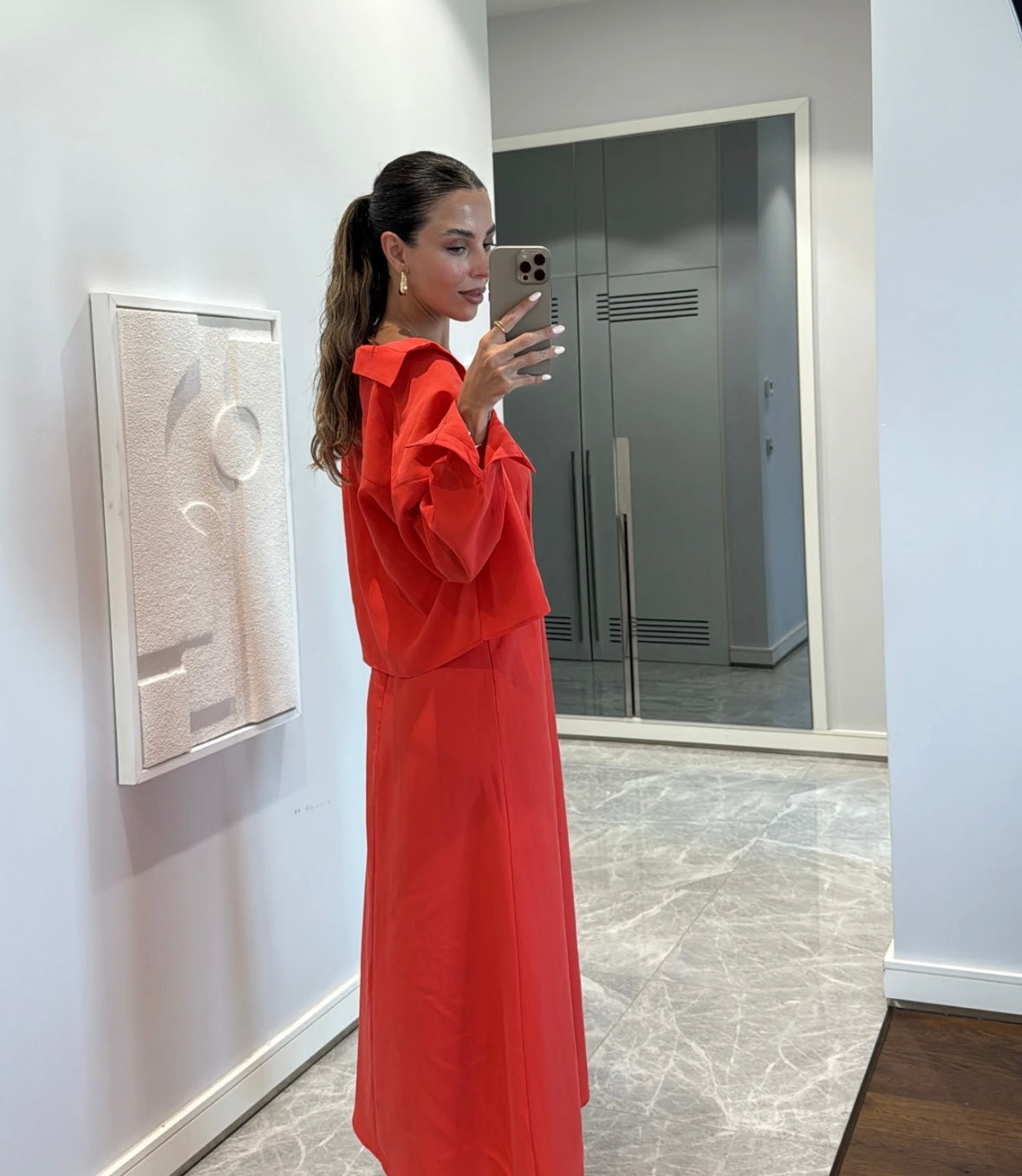 NOA - Elegantes Viskose-Set: Langes Kleid & Kurzes Hemd