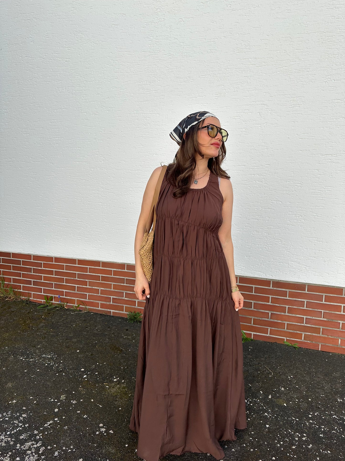 Maxikleid mit Raffungen – Braun