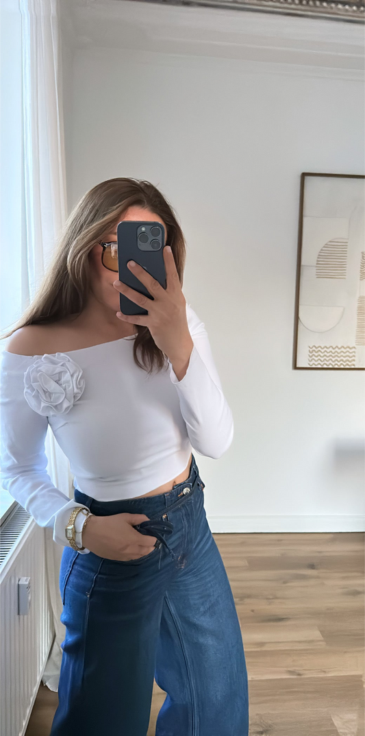 Elastisches Oberteil mit abnehmbarer Blume