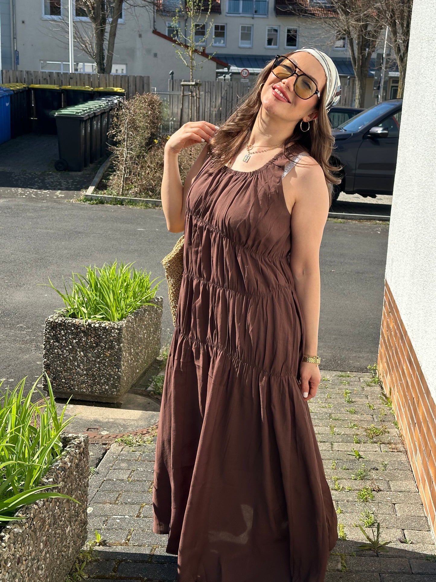 Maxikleid mit Raffungen – Braun