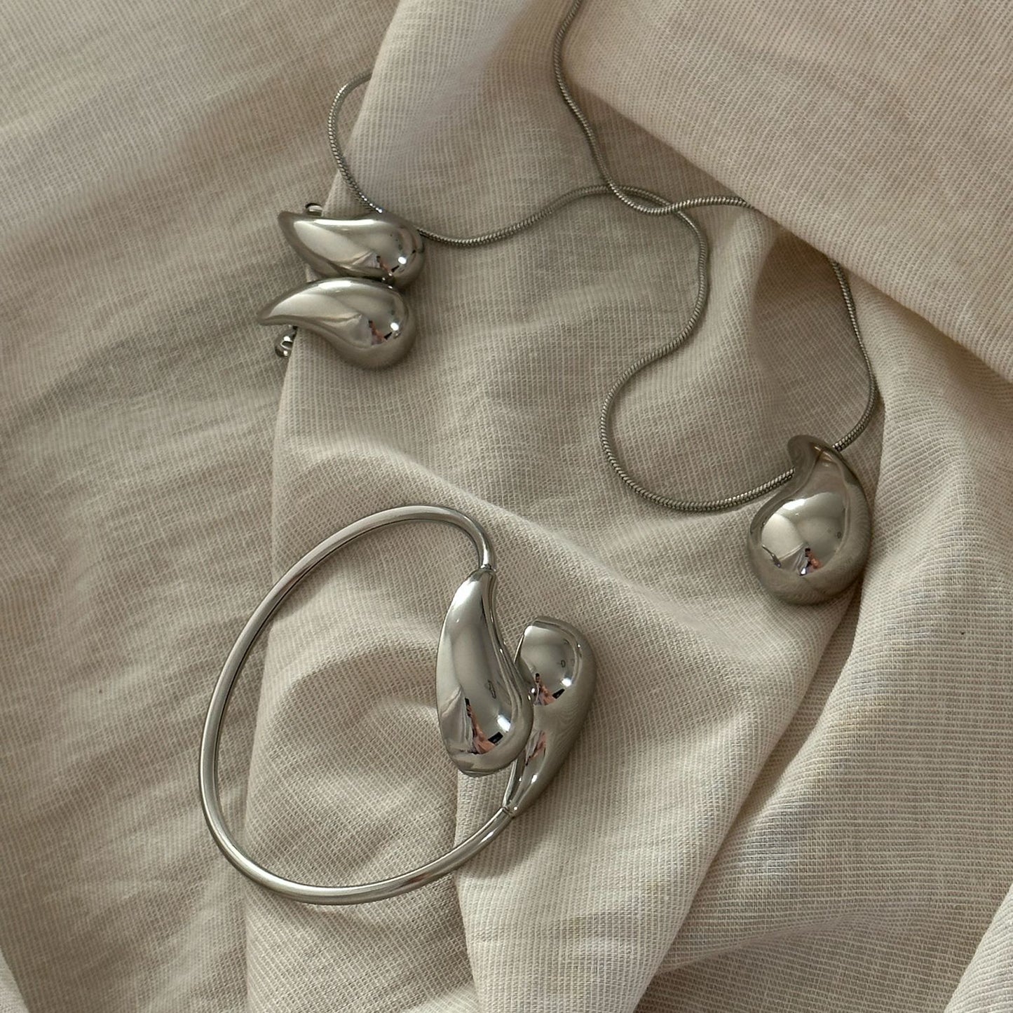Lola Ohrringe | Silver