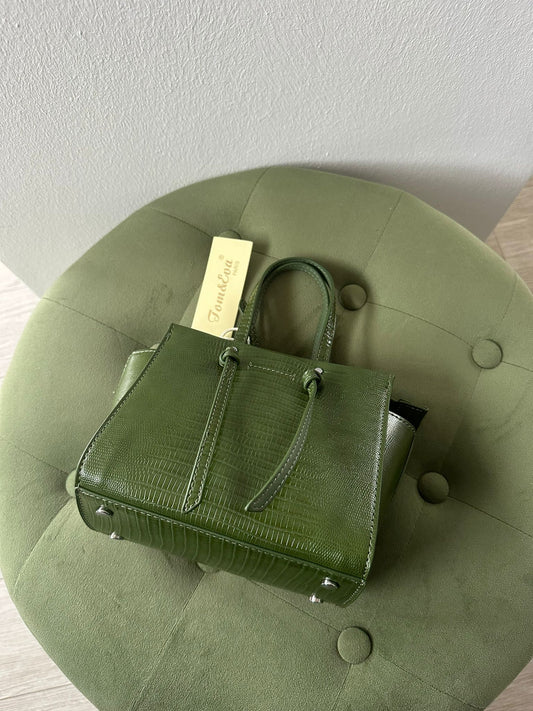 Stylische Handtasche in Krokodiloptik