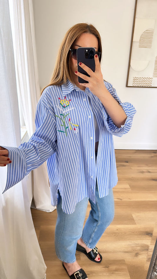 Blau gestreiftes Oversize Hemd