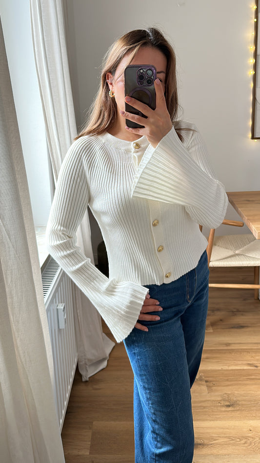 Cardigan mit goldenen Knöpfen