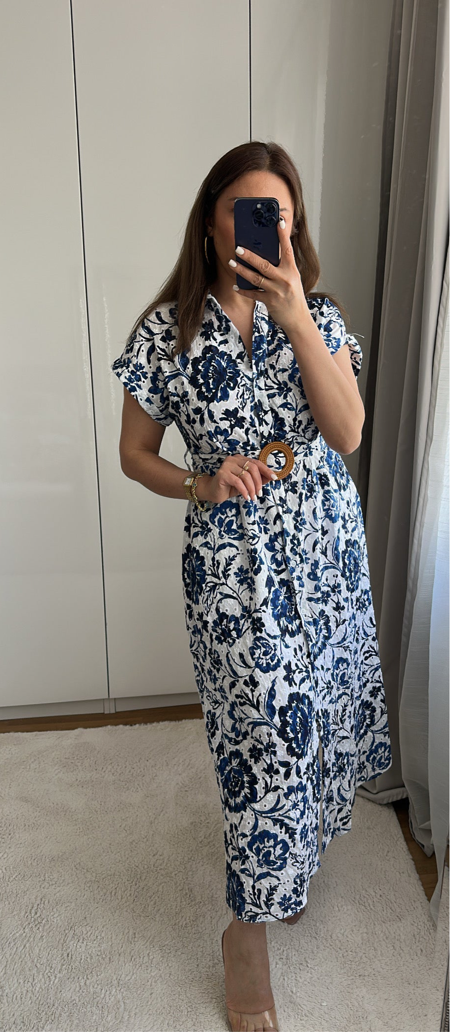 Blau-Weißes Hemdkleid mit Blumenmuster