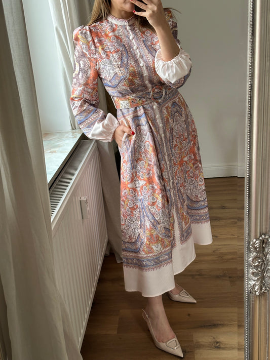 Viskosekleid mit Knöpfen & Gürtel – Stilvoll & Bequem