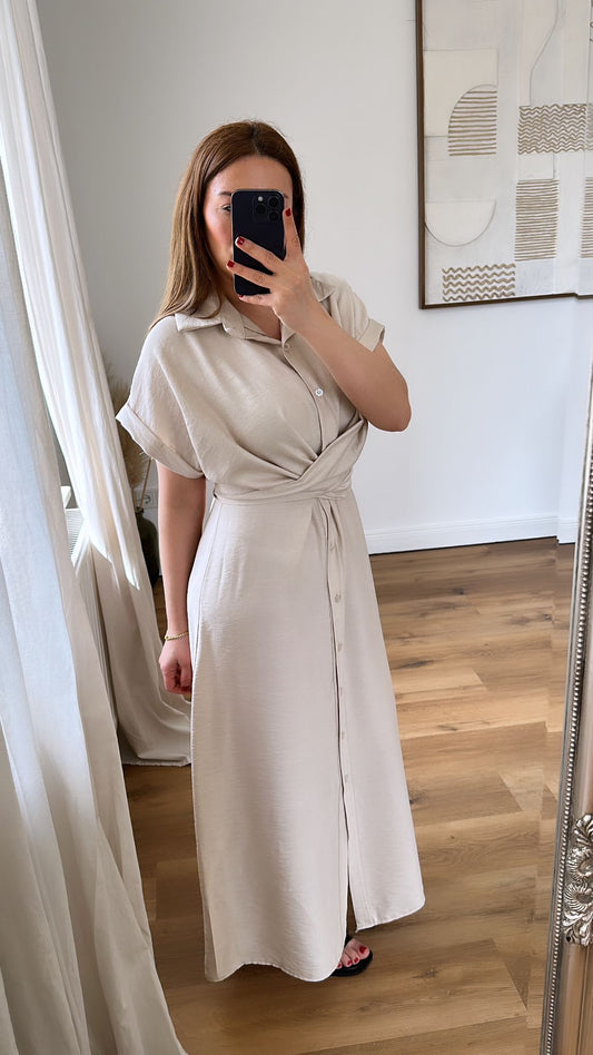 Beige Wickelkleid