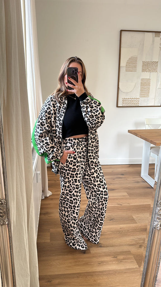 Leopard Bomberjacke - lässig und bequem